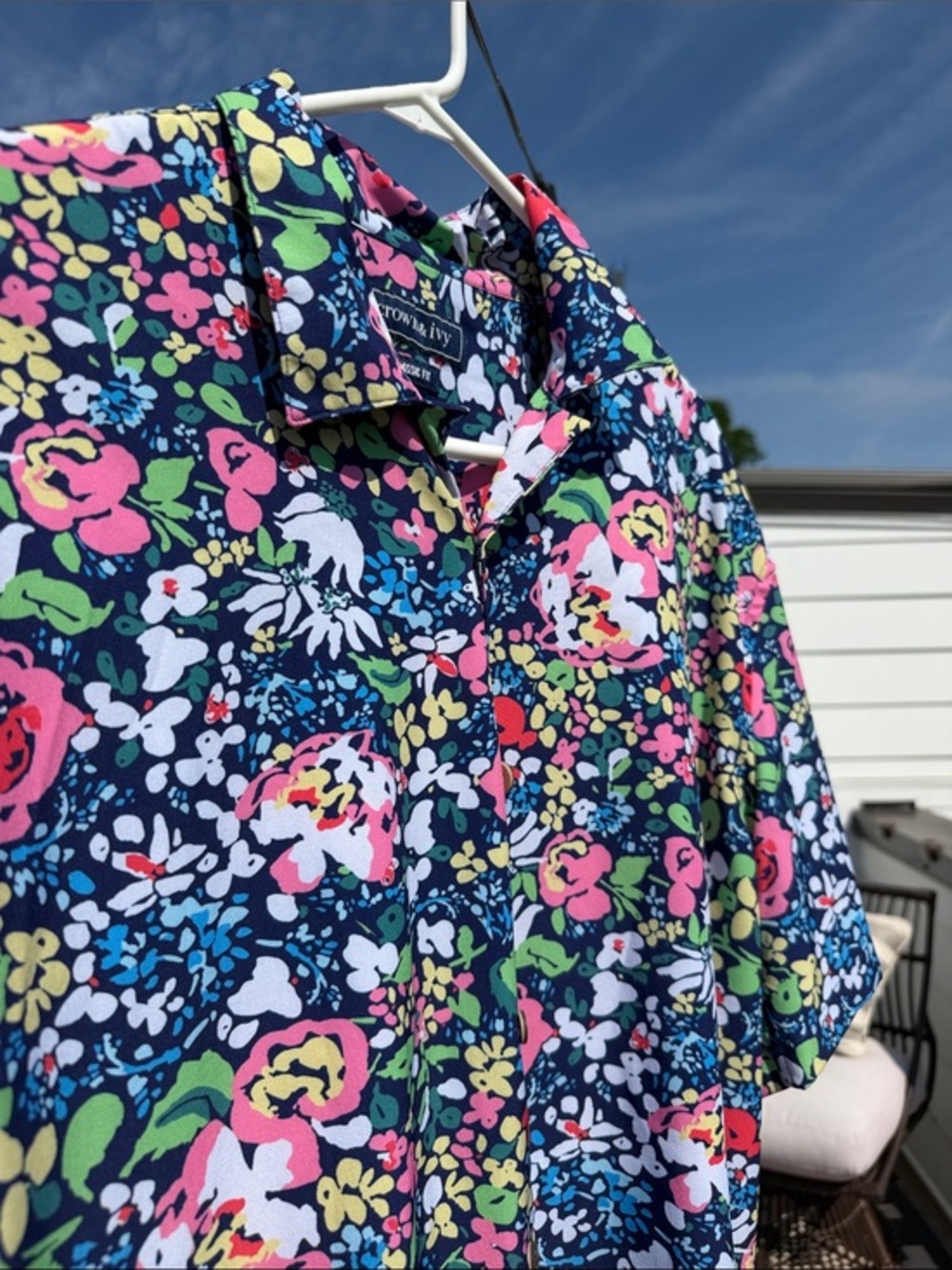 NWOT Crown & Ivy Multicolor Floral Button Down Shirt